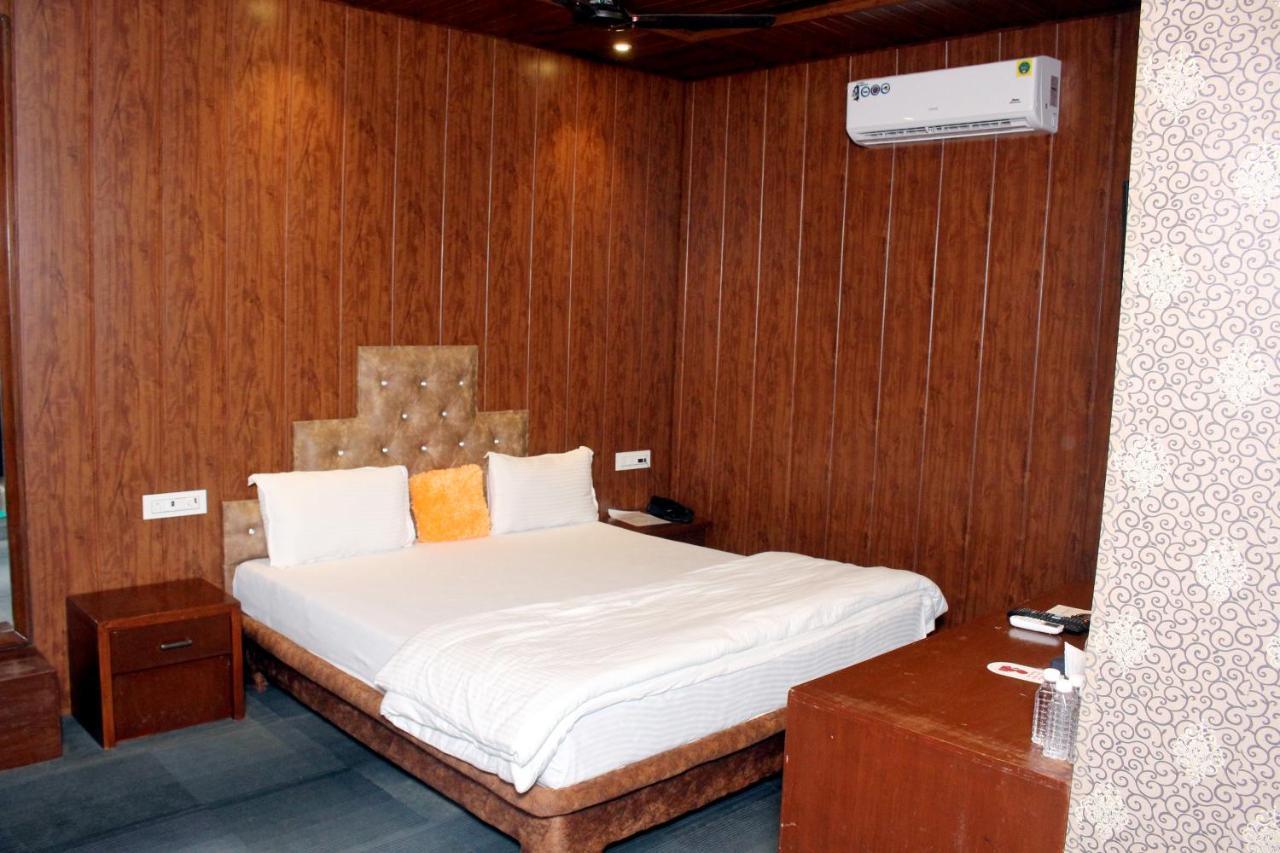 Maharaja The Royal Resort Thane Exteriör bild
