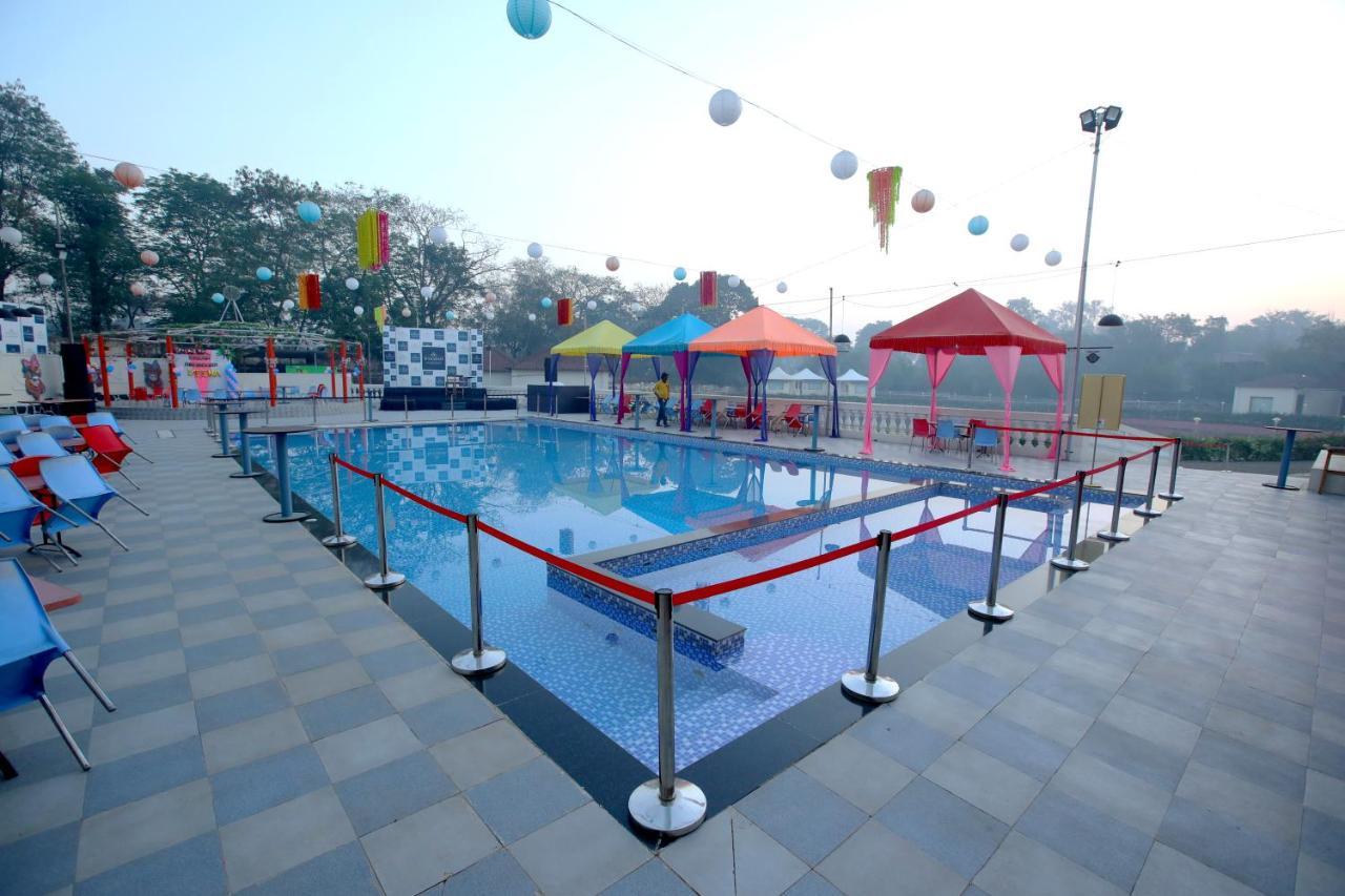 Maharaja The Royal Resort Thane Exteriör bild
