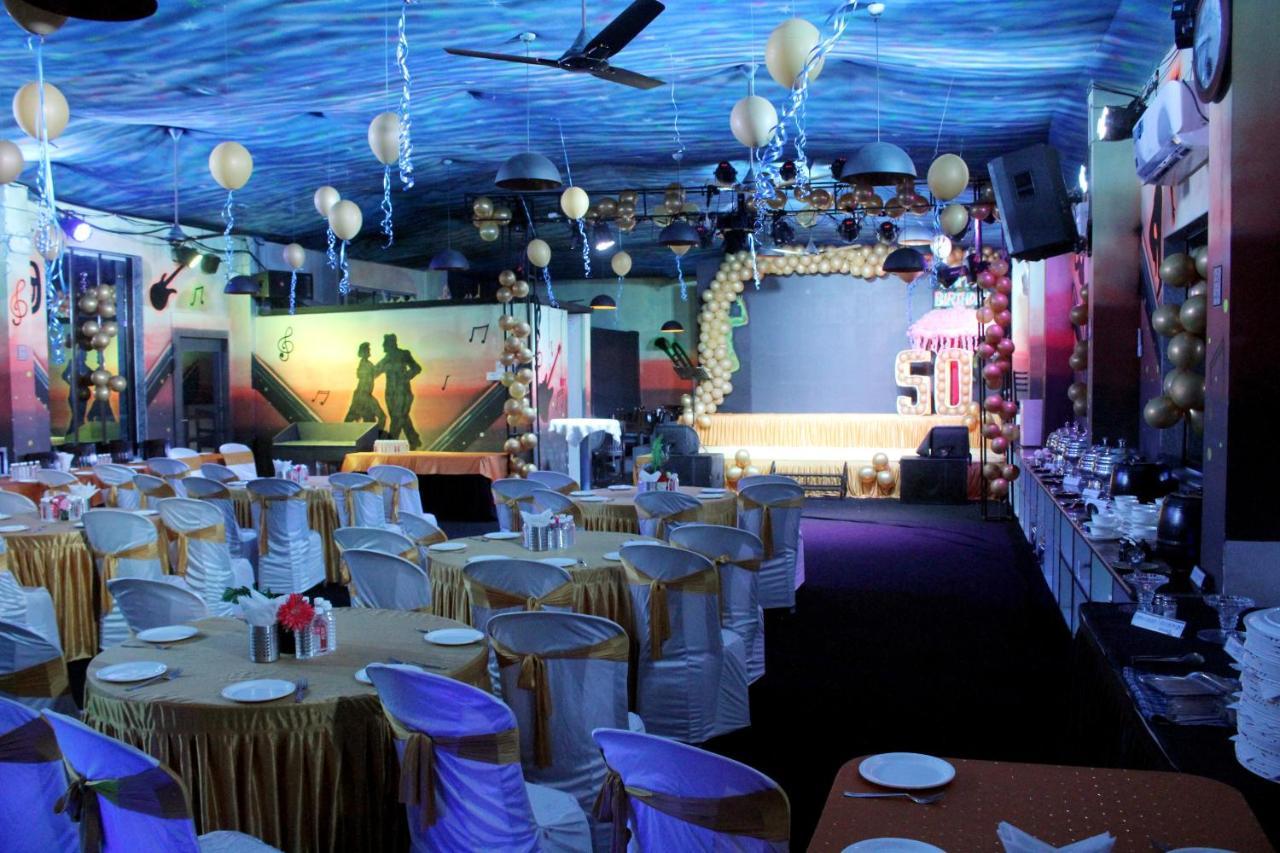 Maharaja The Royal Resort Thane Exteriör bild